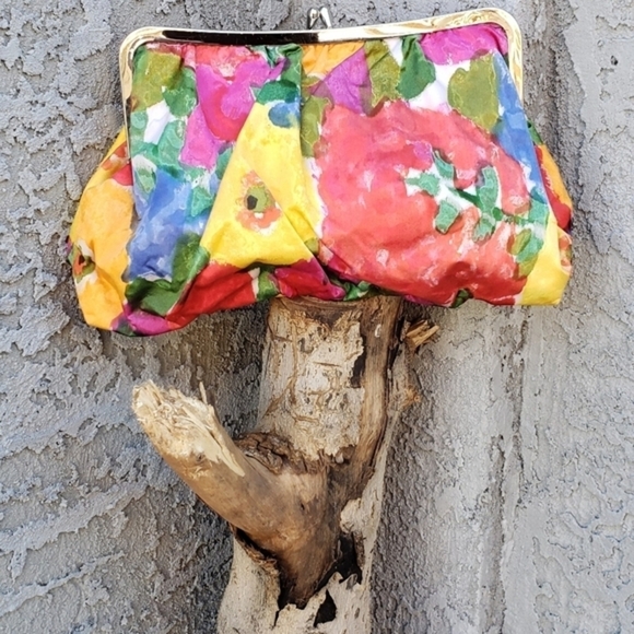 Beautiful Spring‎ and Summer clutch - Picture 6 of 6